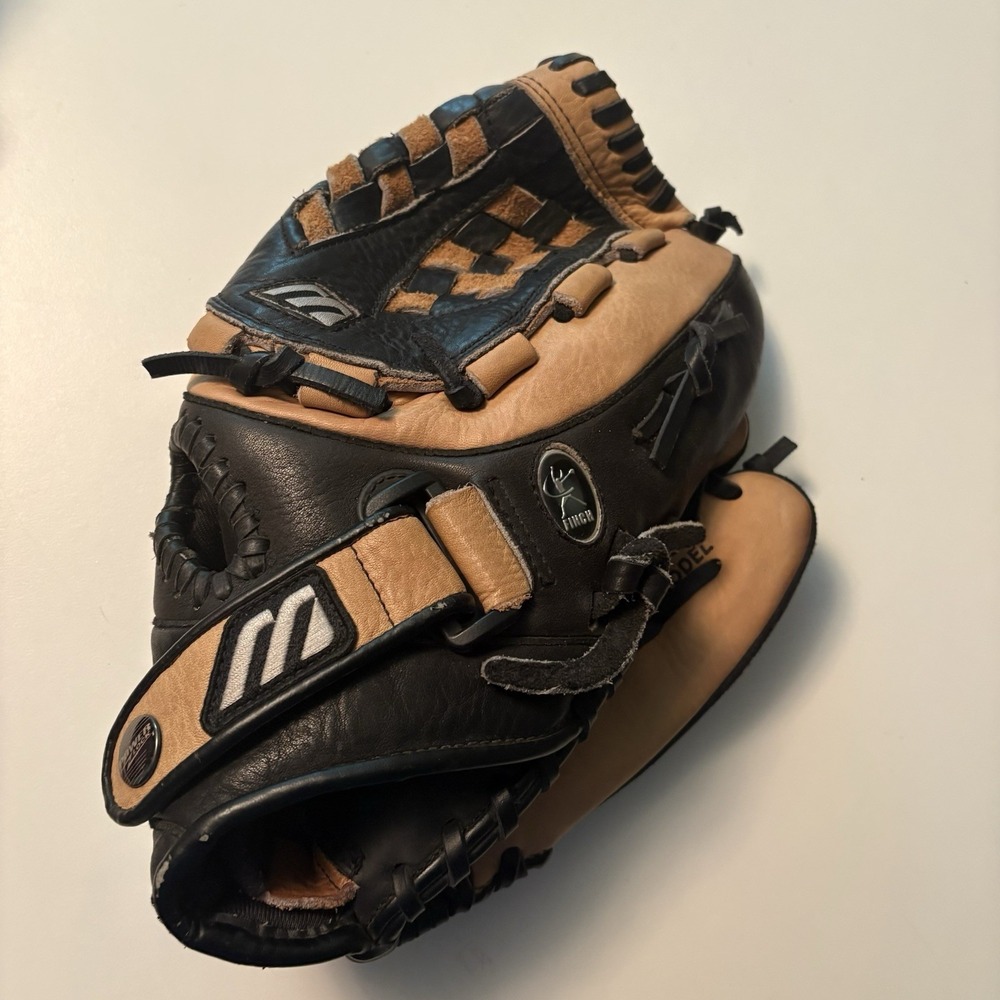 Mizuno GEV 1205 Baseball Softball Glove RHT Tan Black Game Ready Finch